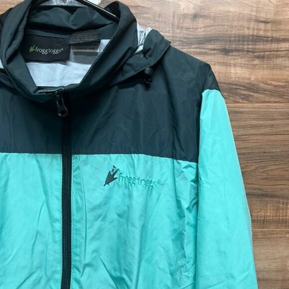 Frogg Toggs outer wear small/medium rain jacket - Picture 2 of 6